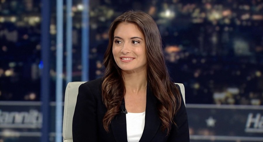 Krysia Lenzo biography